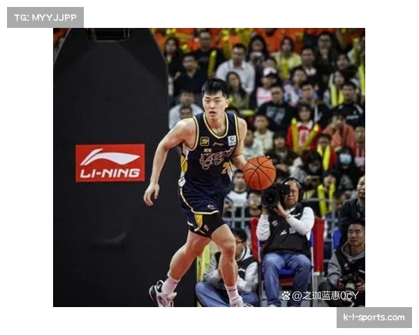 杜润旺与张文逸轮番投射三分 广东队空间拉开战术重要棋子